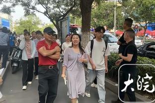 他是会玩的！加纳乔晒FC24阵容：大罗黑豹双前锋，自己左边前